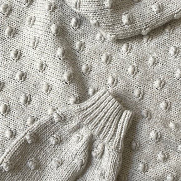 Cozy Cream Knit Sweater - Picture 4 of 5
